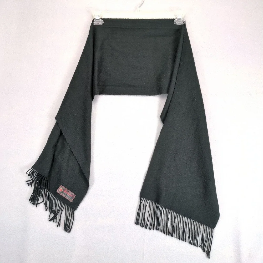 Vintage Berkshire Made in Italy Black Fringe Scarf Acrylic Men/Women Winter Wrap